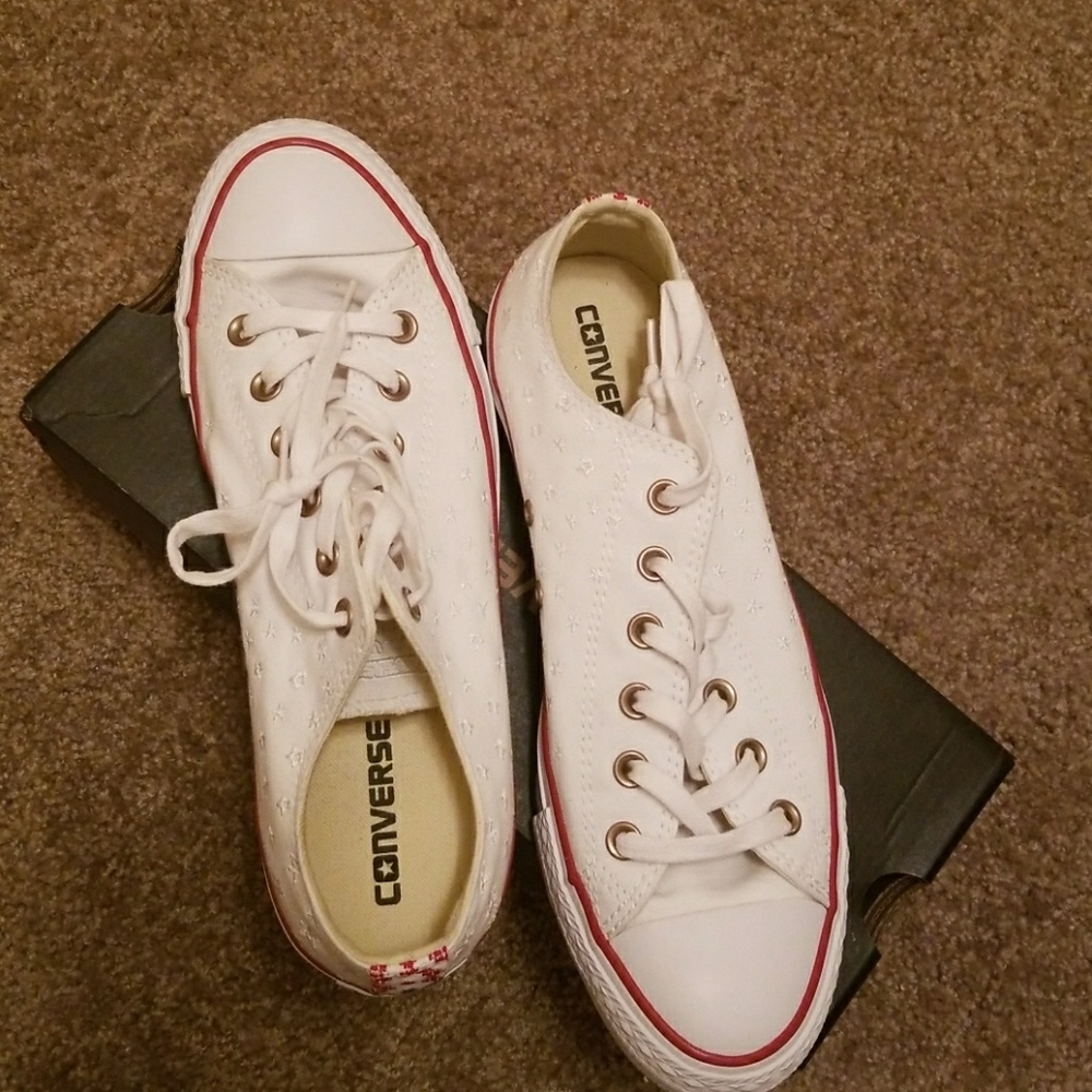 Shoes - Picture 3 of 4